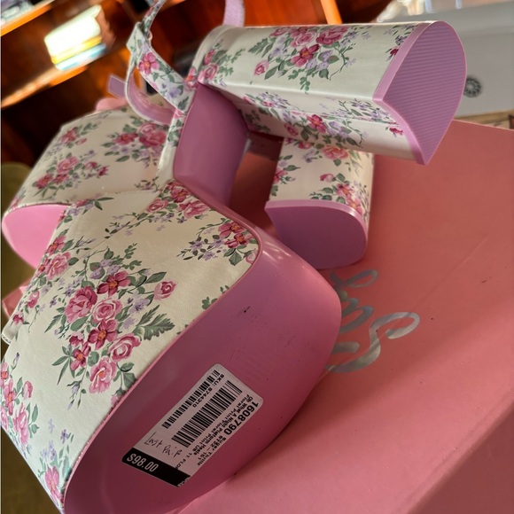 BRAND NEW - Sugar Thrillz Ultra High Floral Heels - Picture 6 of 8
